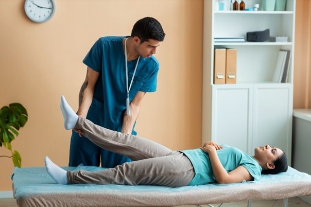 home physiotherapy in delhi