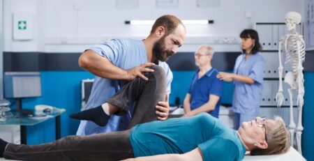 Best Knee Pain Physiotherapy in Delhi