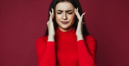 Expert tips for treating headaches and migraines, natural remedies and effective pain relief methods